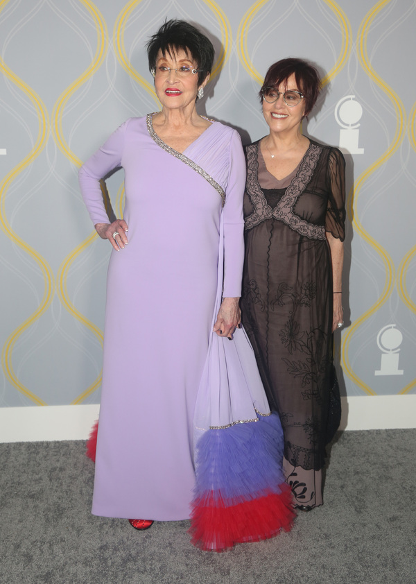 Photos: Broadway Stars Align on the 2022 Tony Awards Red Carpet Image