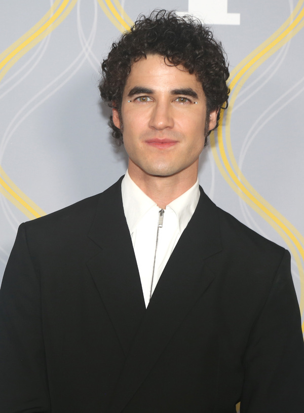 Photos: Broadway Stars Align on the 2022 Tony Awards Red Carpet Image