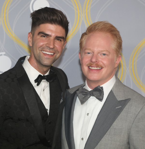 Photos: Broadway Stars Align on the 2022 Tony Awards Red Carpet Image