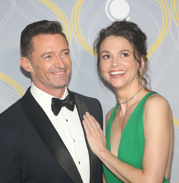Photos: Broadway Stars Align on the 2022 Tony Awards Red Carpet Image