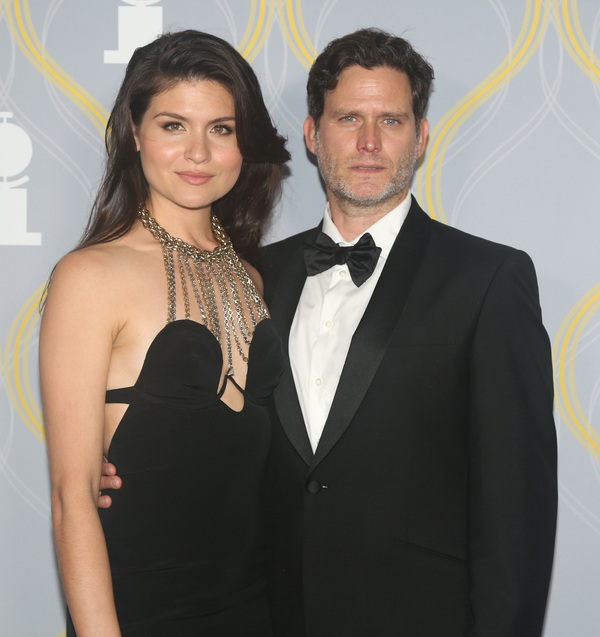 Photos: Broadway Stars Align on the 2022 Tony Awards Red Carpet Image