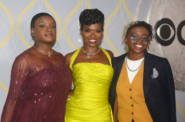 Photos: Broadway Stars Align on the 2022 Tony Awards Red Carpet Image