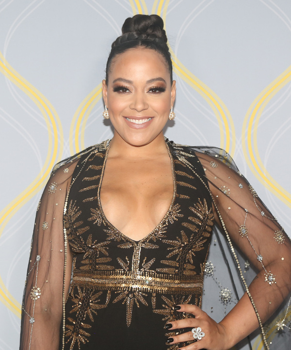 Photos: Broadway Stars Align on the 2022 Tony Awards Red Carpet Image