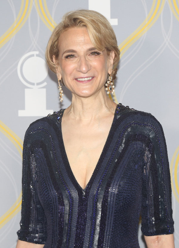 Photos: Broadway Stars Align on the 2022 Tony Awards Red Carpet Image