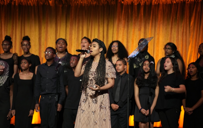 Education Through Music 30th Anniversary Gala Raises $1 Million To Keep Music Alive In Public Schools 