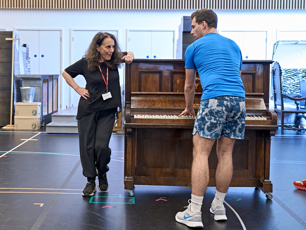 Photos: Inside Rehearsal For SISTER ACT, Opening in London Next Month Image