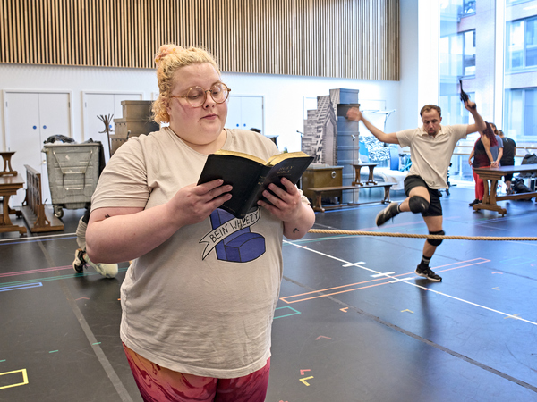 Photos: Inside Rehearsal For SISTER ACT, Opening in London Next Month Image