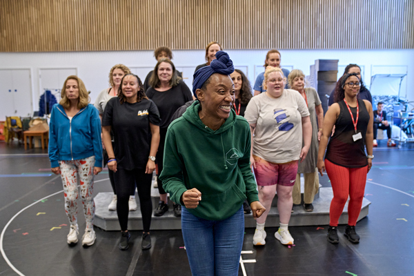 Photos: Inside Rehearsal For SISTER ACT, Opening in London Next Month Image