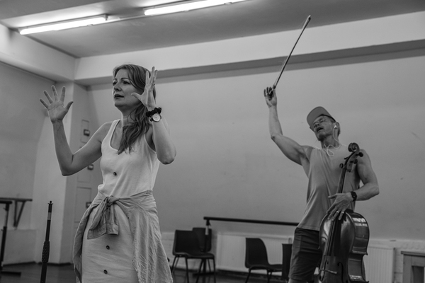 Photos: Inside Rehearsal For Upcoming Concert Performance of THE WITCHES OF EASTWICK Image