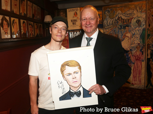 Photos: Alfie Allen Receives Portrait at Sardis Image