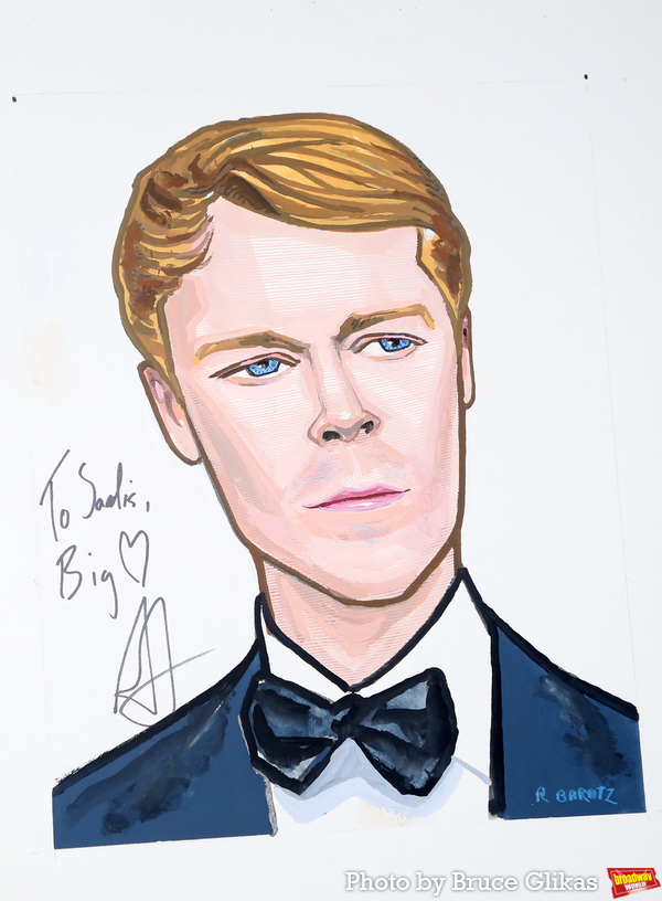 Photos: Alfie Allen Receives Portrait at Sardis Image