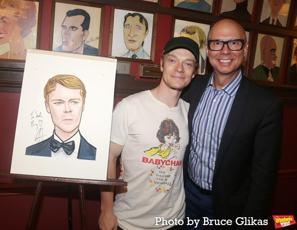 Photos: Alfie Allen Receives Portrait at Sardis Image
