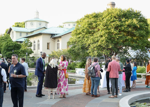 Photos: See Adam Jacobs, Kate Rockwell & More at New York Restoration Project's Spring Picnic Gala Image