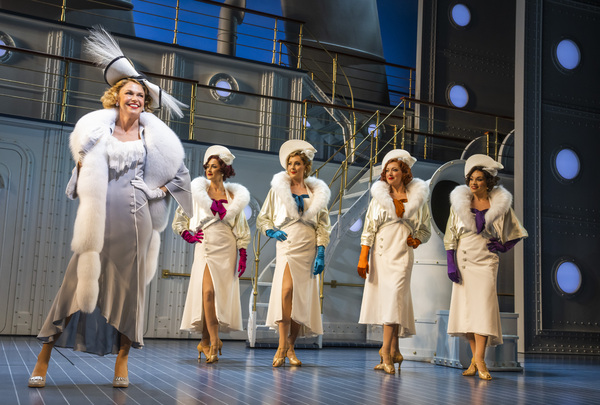 No te pierdas las imágenes de ANYTHING GOES en directo Image