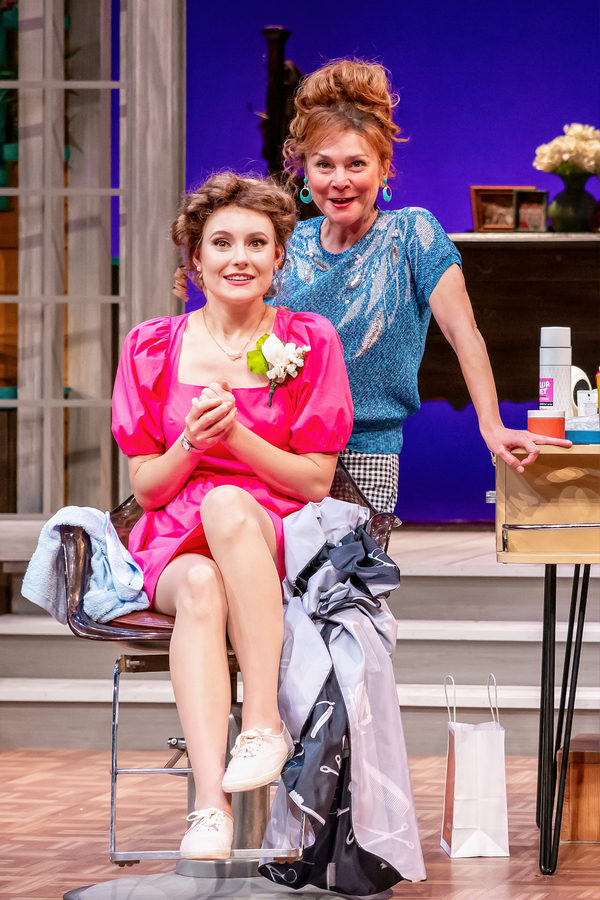 Photos & Video: First Look at Drury Lane Theatre's STEEL MAGNOLIA'S Image