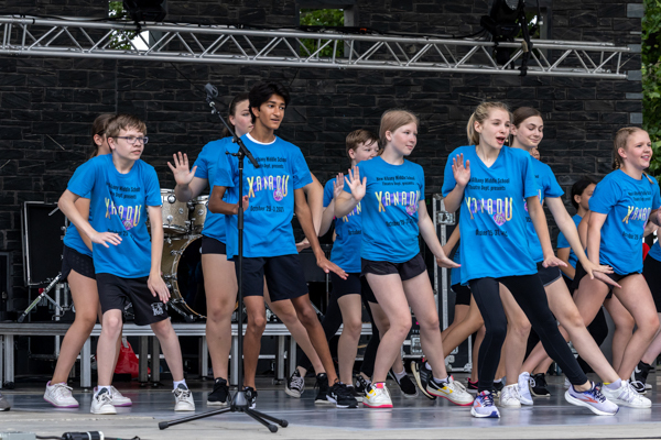 Photos: Inside New Albany Middle School's PERFORMANCE AT THE COLUMBUS ARTS FEST Image