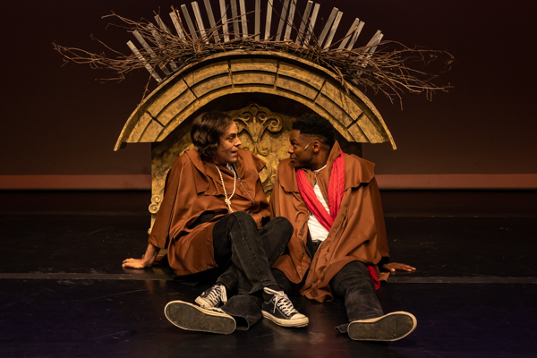 Photos: First look at Evolution Theatre Co's BIRDS OF A FEATHER Image