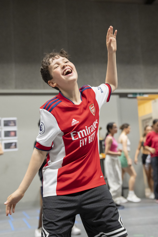 Photos: Inside Rehearsals For BUGSY MALONE at Theatre Royal Bath Image