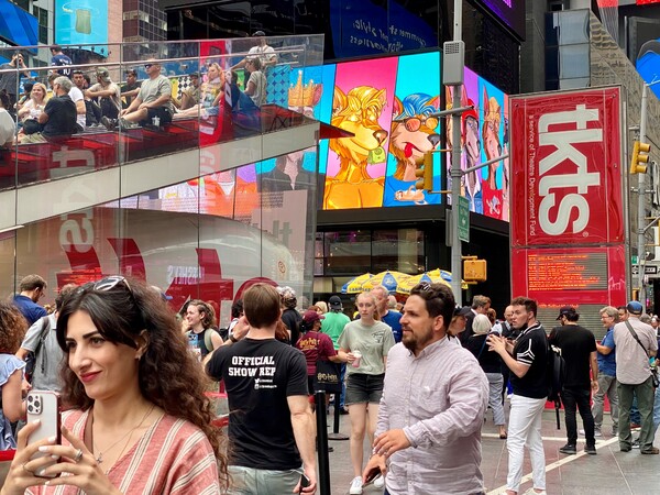 Photos: TKTS Times Square Turns 49 - See the Iconic Ticket Booth Through the Years Image