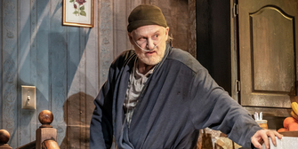 Review: MAD HOUSE, Ambassadors Theatre Photo