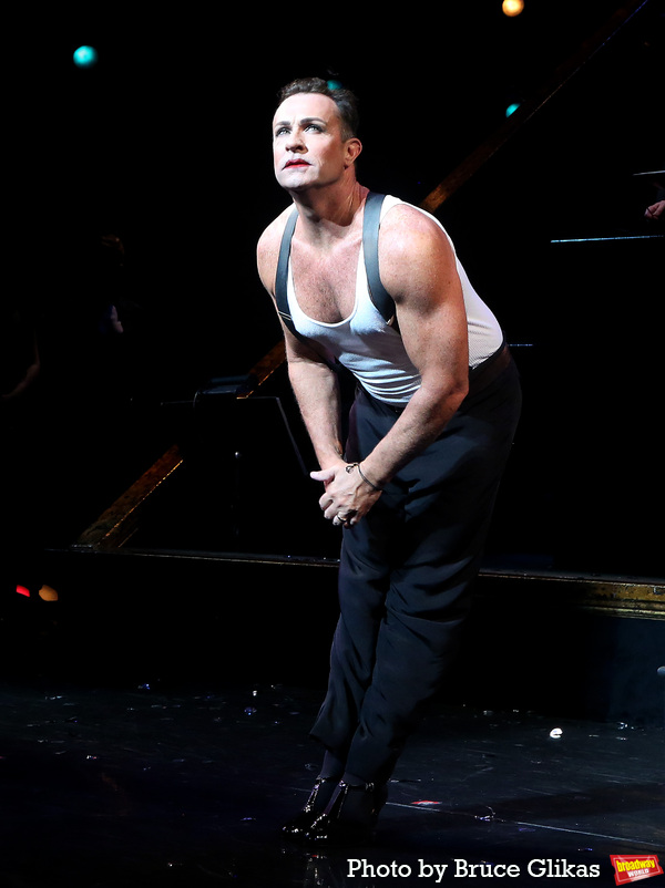 Photos: CHICAGO Celebrates 10,000 Performances on Broadway Image
