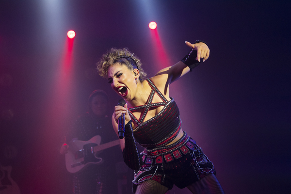 Review: SIX THE MUSICAL at Comedy Theatre Image