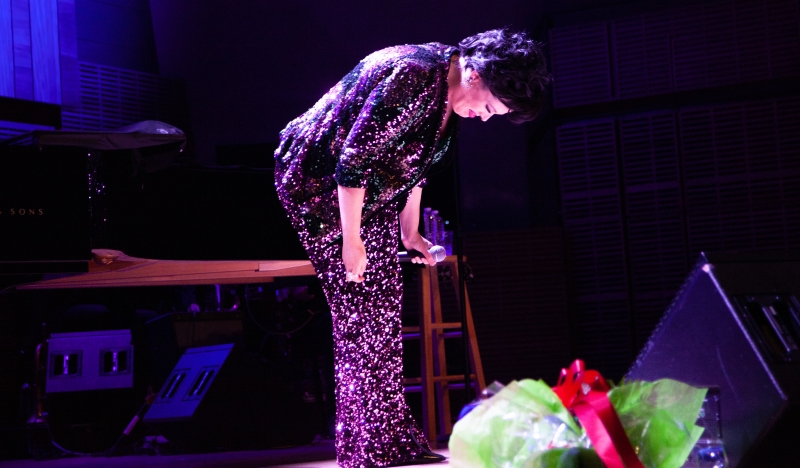 Review: Internet Sensation Debbie Wileman Conjures What Might Have Been In HAPPY 100TH BIRTHDAY JUDY GARLAND! At Carnegie Hall Image