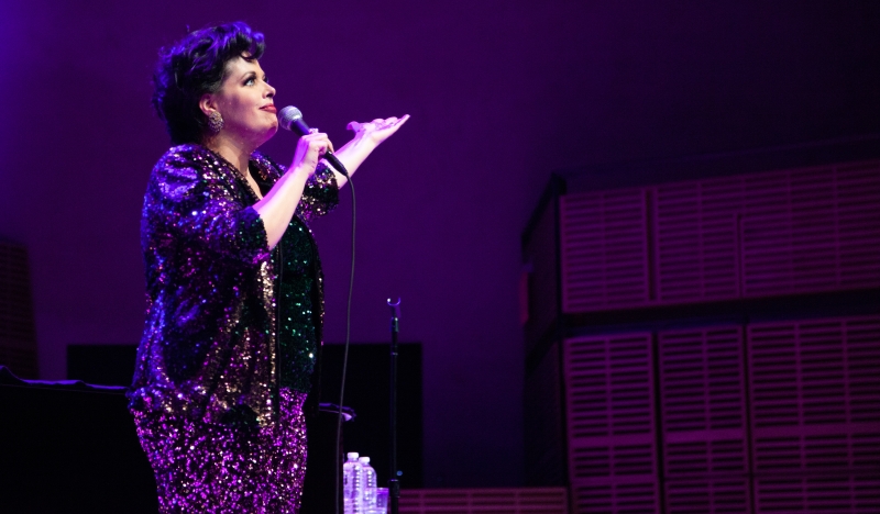Review: Internet Sensation Debbie Wileman Conjures What Might Have Been In HAPPY 100TH BIRTHDAY JUDY GARLAND! At Carnegie Hall Image