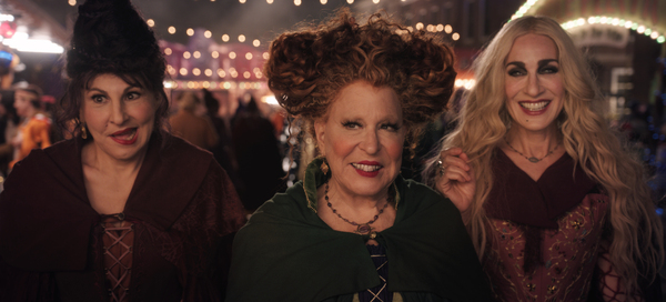 Kathy Najimy as Mary Sanderson, Bette Midler as Winifred Sanderson, and Sarah Jessica Photo