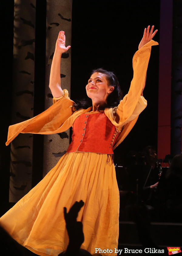 Photos: The Cast of INTO THE WOODS Takes Bows at First Preview on Broadway Image