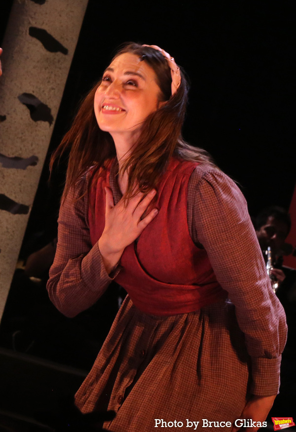Photos: The Cast of INTO THE WOODS Takes Bows at First Preview on Broadway Image