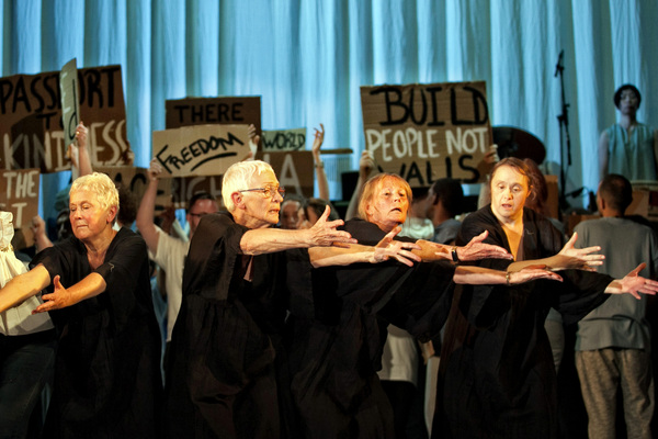 Photos: First Look at Amici Dance Theatre's ONE WORLD at Lyric Hammersmith Image