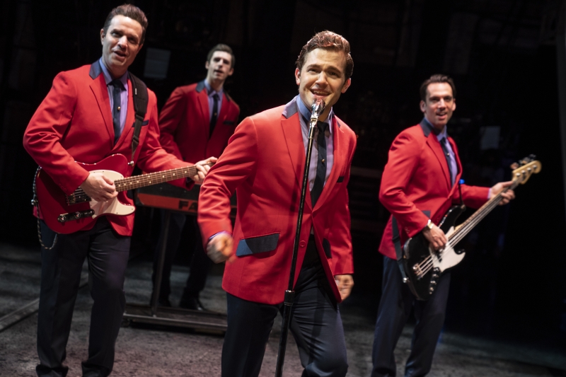 Review: Oh, What a Night! JERSEY BOYS Rocks the House at The Palace Theater 