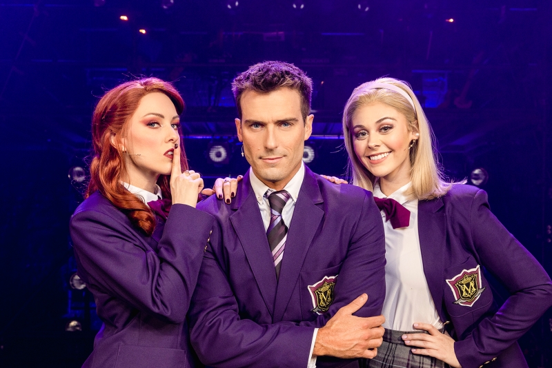 REVIEW: CRUEL INTENTIONS THE 90'S MUSICAL Revives The Cult Movie For The Stage With A Celebration Of 90's Music 