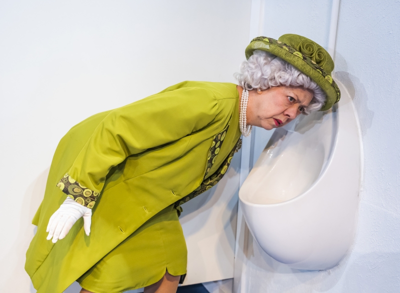 Photos: First Look at THE THRONE at Charing Cross Theatre Image