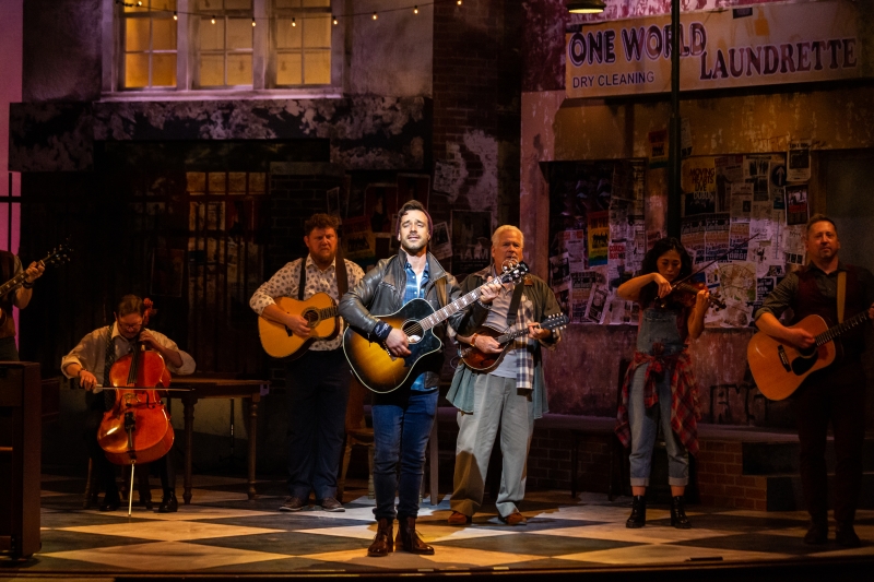 Review: ONCE at Berkshire Theatre Group Image