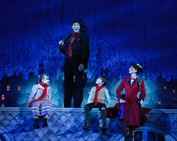 Photos: First Look at Louis Gaunt in MARY POPPINS 