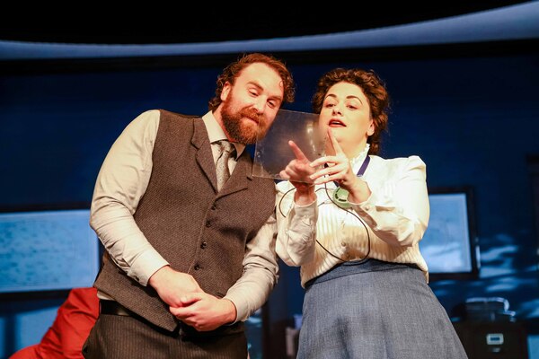 Peter (Mason Quinn) & Henrietta (Jessica Robins) Photo