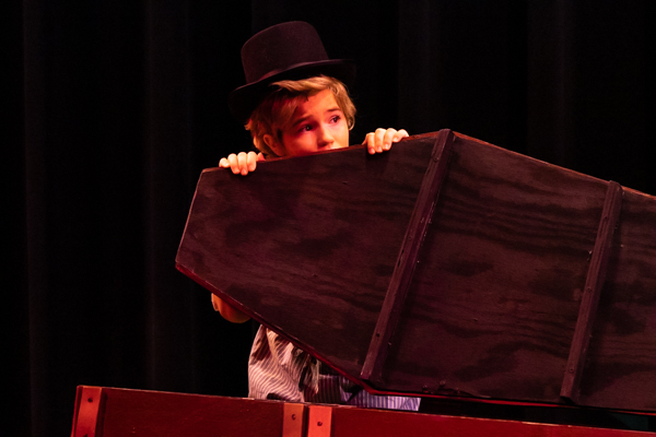 Photos: First look at MTVart's OLIVER! Image