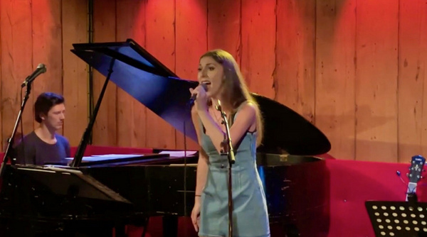 Mikayla Petrilla singing YOU DON''T OWN ME by Lesley Gore at THE VIOLET HOUR at Rockw Photo