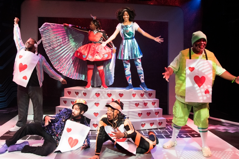 Review: WORLD PREMIERE OF ALICE'S WONDERLAND OPENS IN KANSAS CITY at Coterie Theatre 