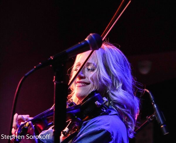 Photos: Daisy Jopling Band Play Chelsea Table+Stage Image