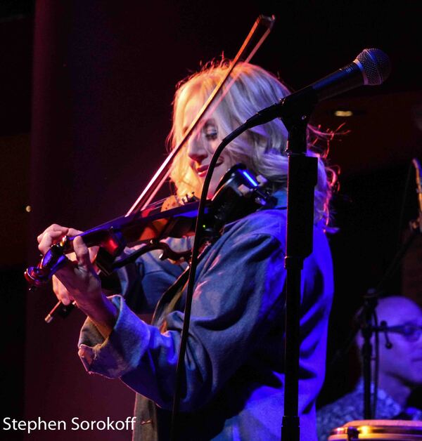 Photos: Daisy Jopling Band Play Chelsea Table+Stage Image