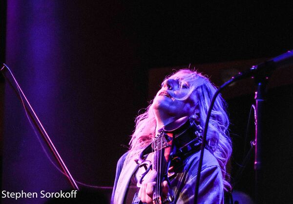 Photos: Daisy Jopling Band Play Chelsea Table+Stage Image