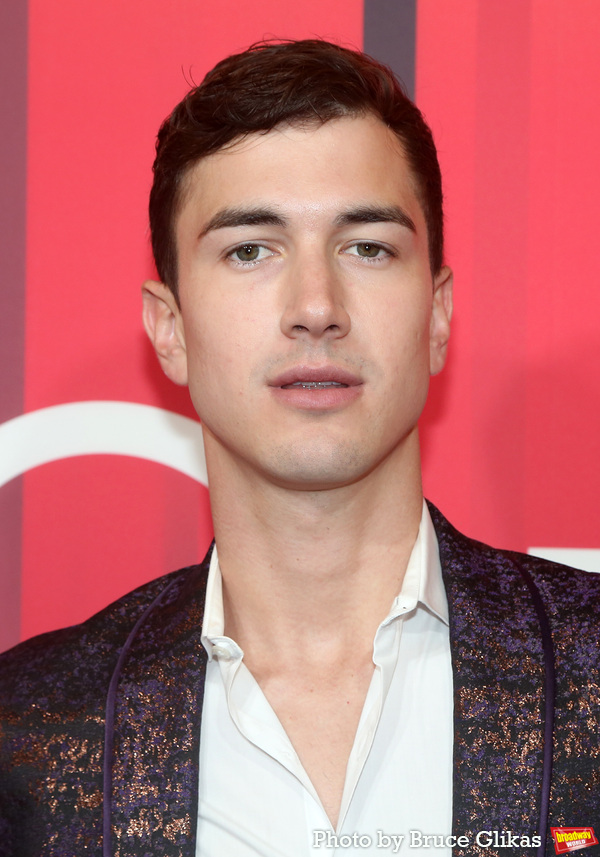 Photos: The Stars Arrive at Opening Night of INTO THE WOODS Image