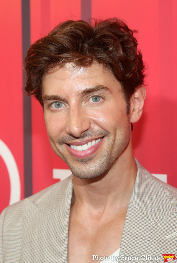Photos: The Stars Arrive at Opening Night of INTO THE WOODS Image