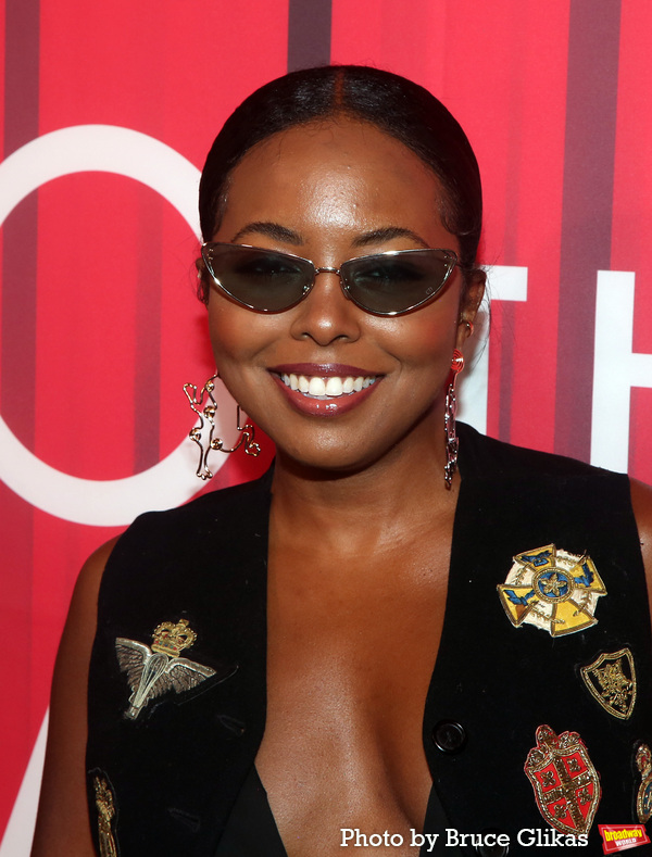 Photos: The Stars Arrive at Opening Night of INTO THE WOODS Image