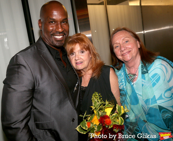 Photos: The Stars Arrive at Opening Night of INTO THE WOODS Image