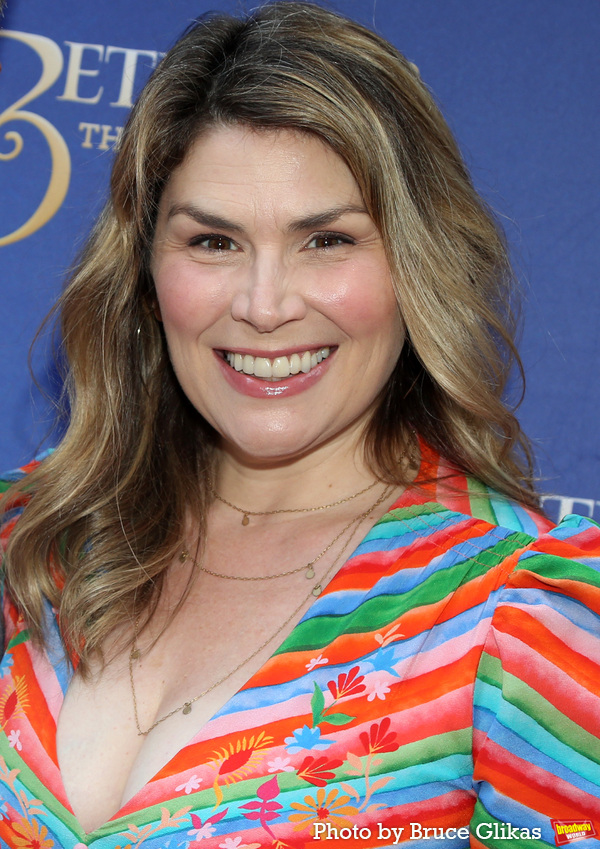 Photos: Inside Opening Night of BETWEEN THE LINES Off-Broadway Image