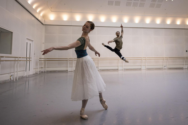 Photos: Get a Behind The Scenes Look At NUREYEV LEGEND AND LEGACY Image